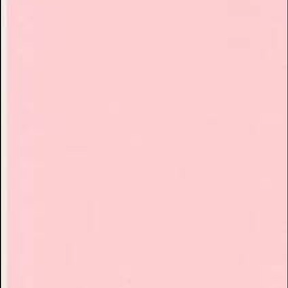 Meet your Posher, Emily - Picture 1 of 1